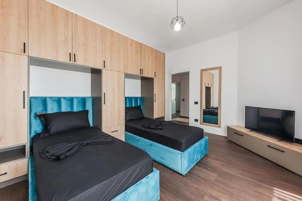 The City Center Penthouse By Ps Durres Apartment