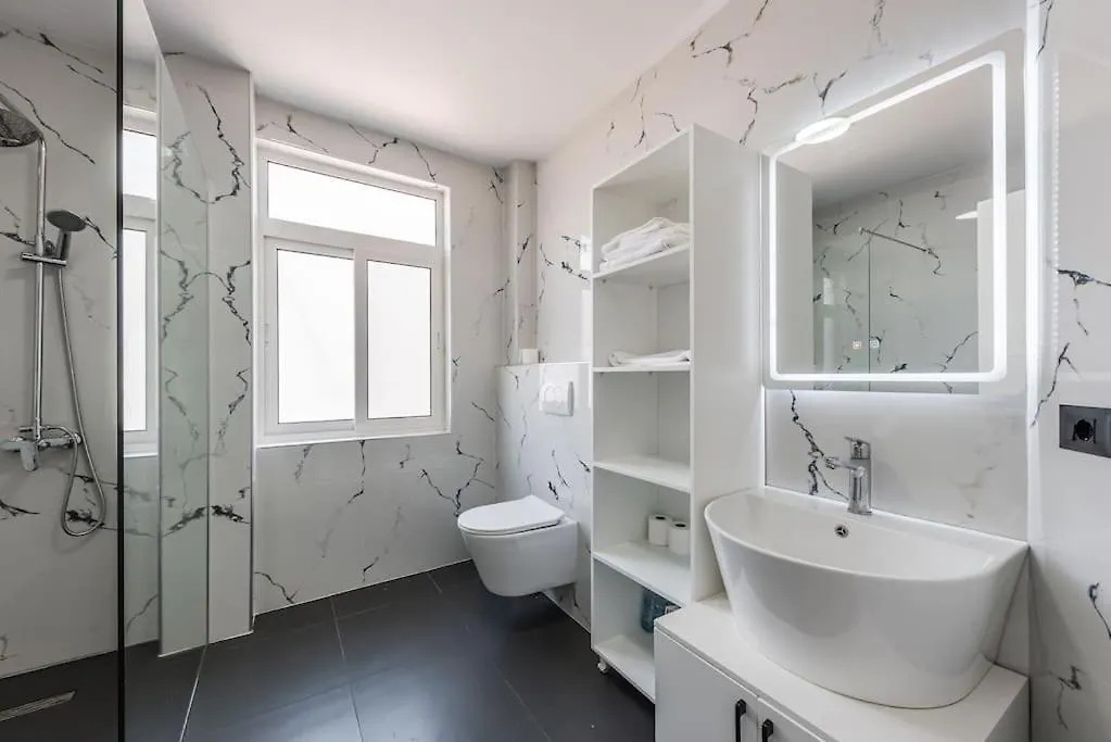 The City Center Penthouse By Ps Durres
